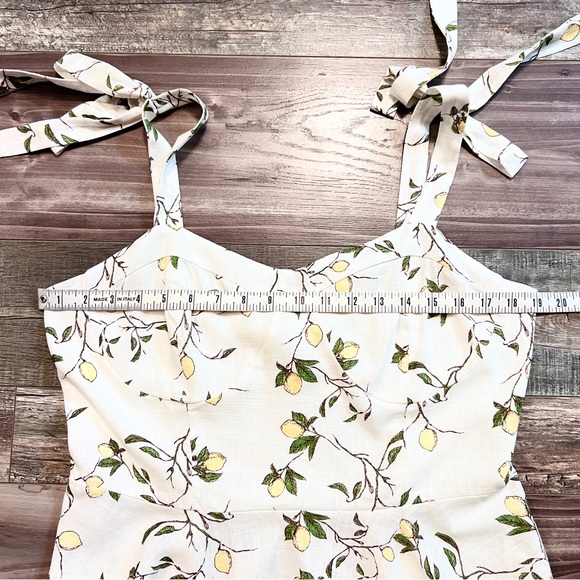 Daisy & Delilah NWT Amani Tie Strap Peplum Top Large Lemon Print Bustier Linen - Picture 16 of 16